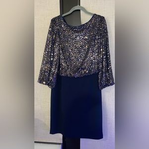 Jessica Howard Navy and Gold Sequin Mini - Size 12